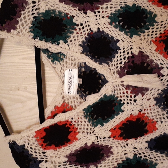 multi colored crochet granny square poncho - Picture 2 of 4